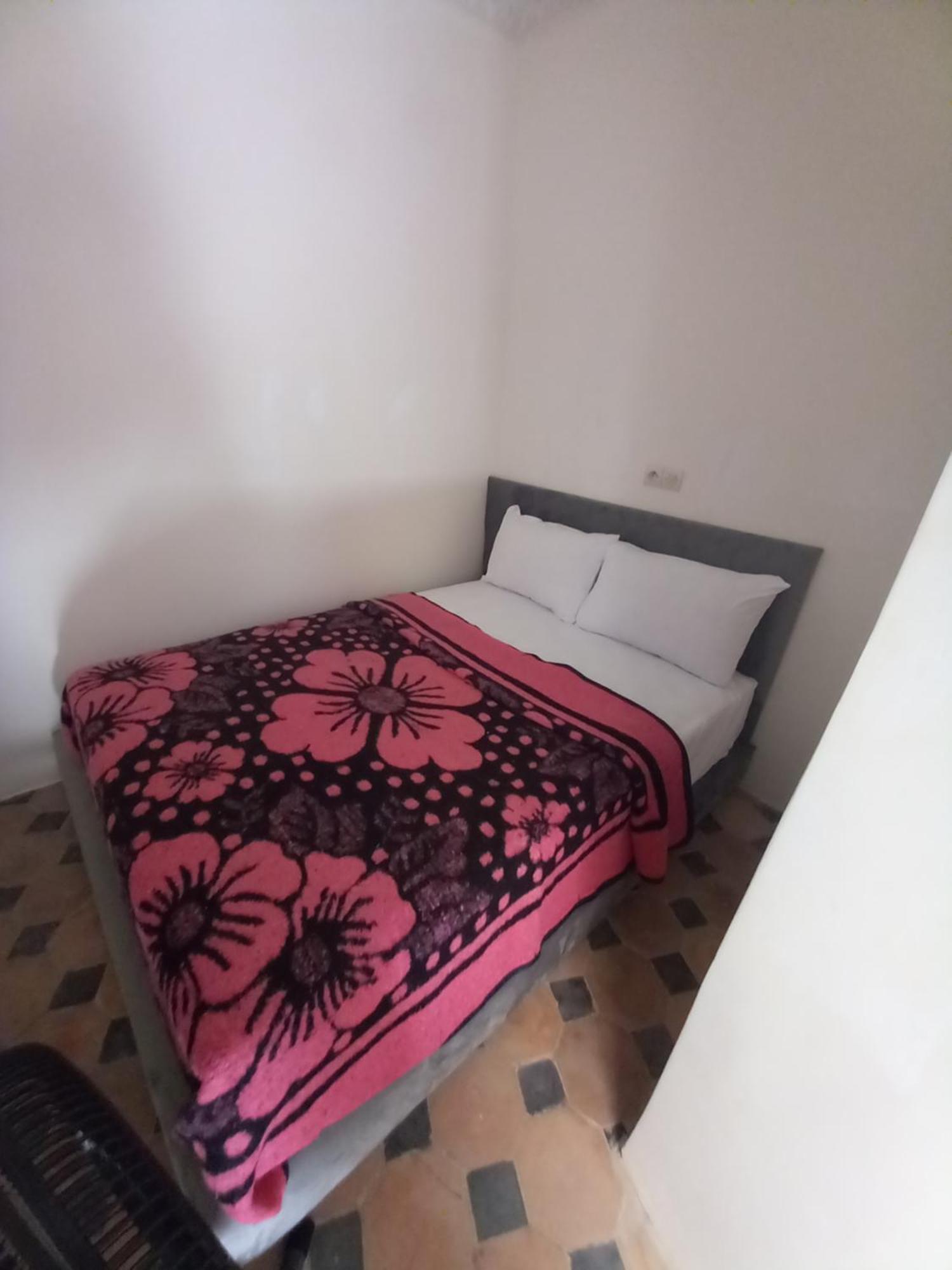 Juli'S Bed & Breakfast Marrakesh Exterior foto